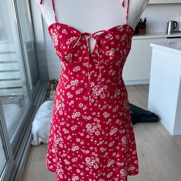 White Fox Boutique Red Floral Adjustable Spaghetti Strap Dress (XS) - Picture 1 of 8